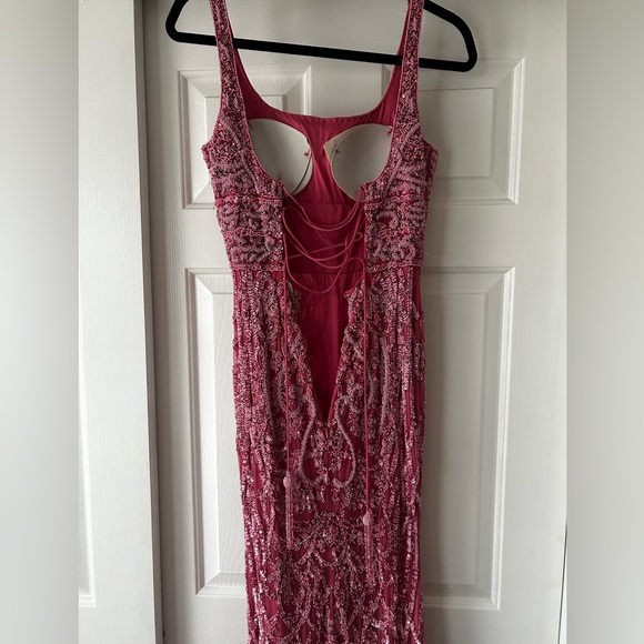 Prom dress - Picture 7 of 9